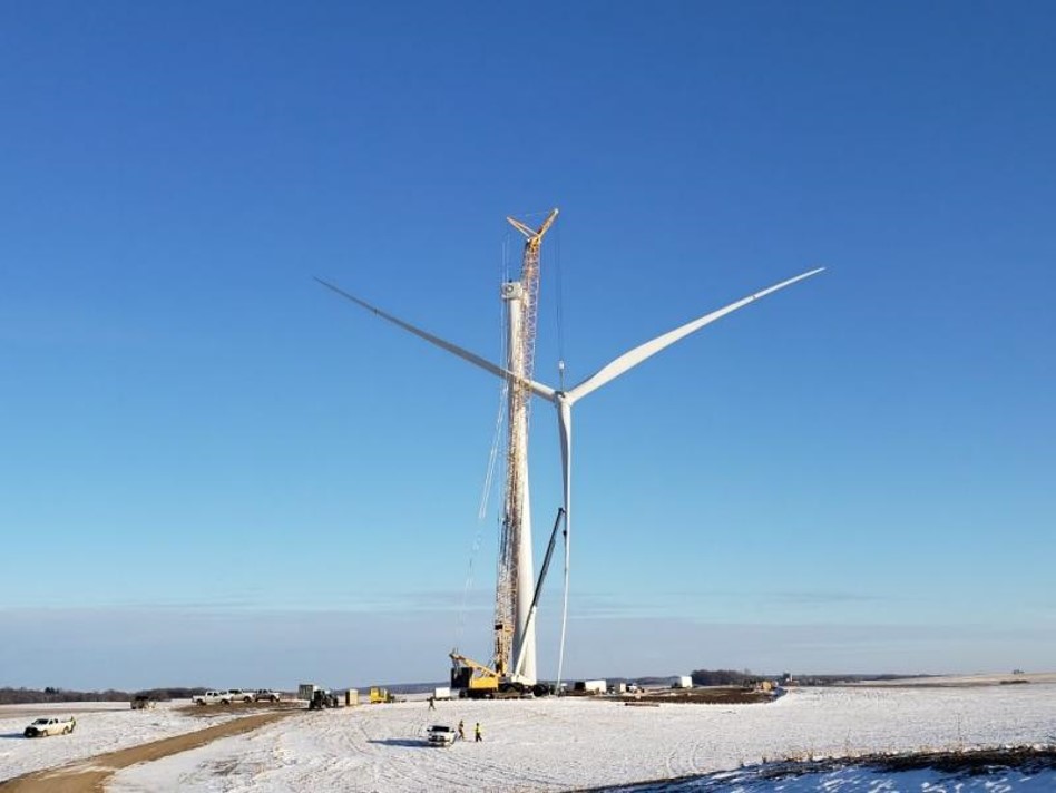 GE & Juhl Build 1st US Solar-Wind Hybrid Project