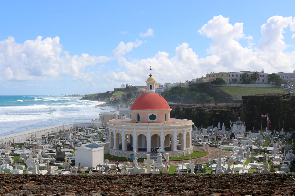 Puerto Rico Governor Signs 100% RE Bill Into Law