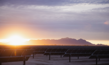 500 MW Solar Power Contracts For Arizona Utility