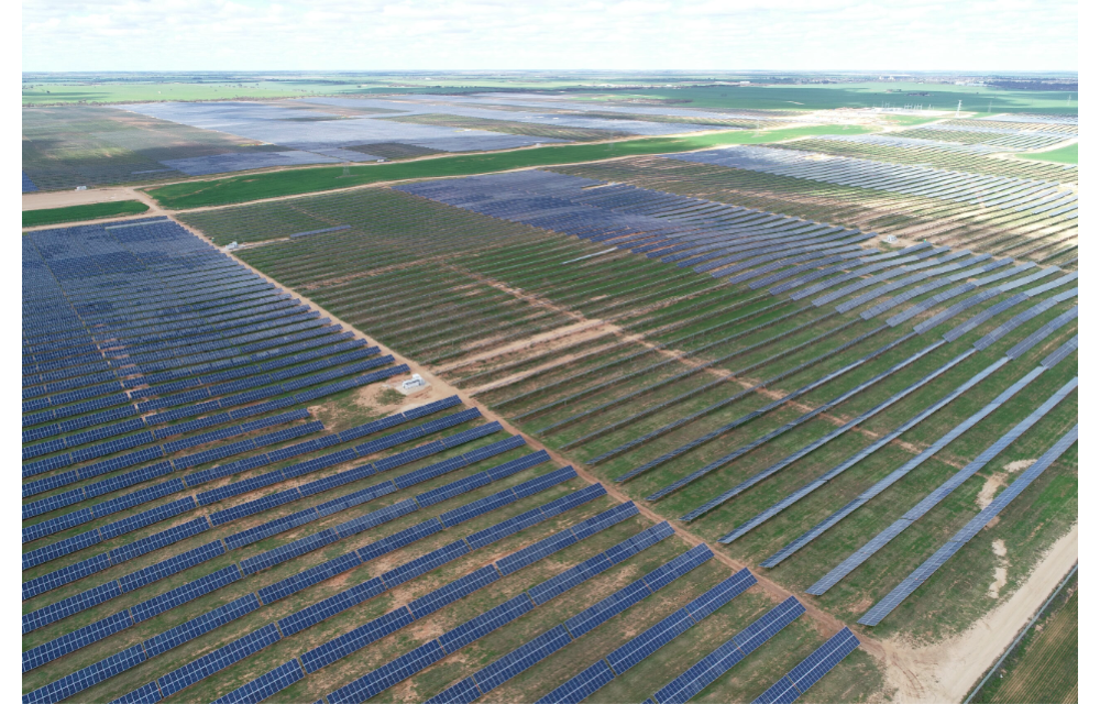 Total Eren Proposes 2 GW+ Solar Project In Australia