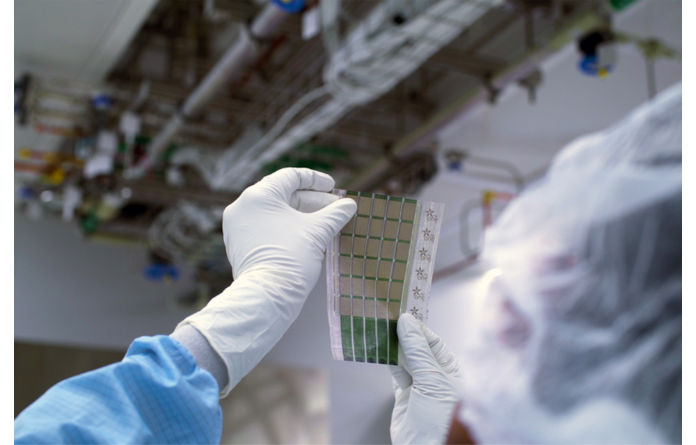 MIT Researchers Develop Ultralight Fabric Solar Cells
