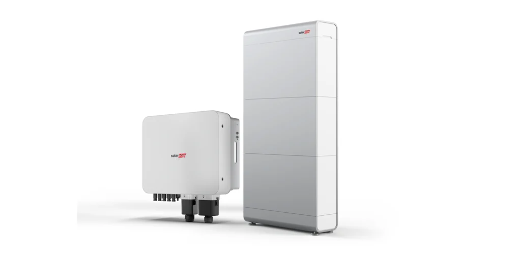 High power coupled with flexible modular battery design: SolarEdge has unveiled its upcoming high-power hybrid inverter with up to 20 kW capacity and flexible modular battery design. (Photo credit: SolarEdge)